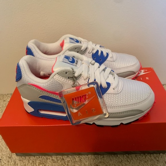 New Nike Air Max “Hot Coral” - Picture 4 of 7